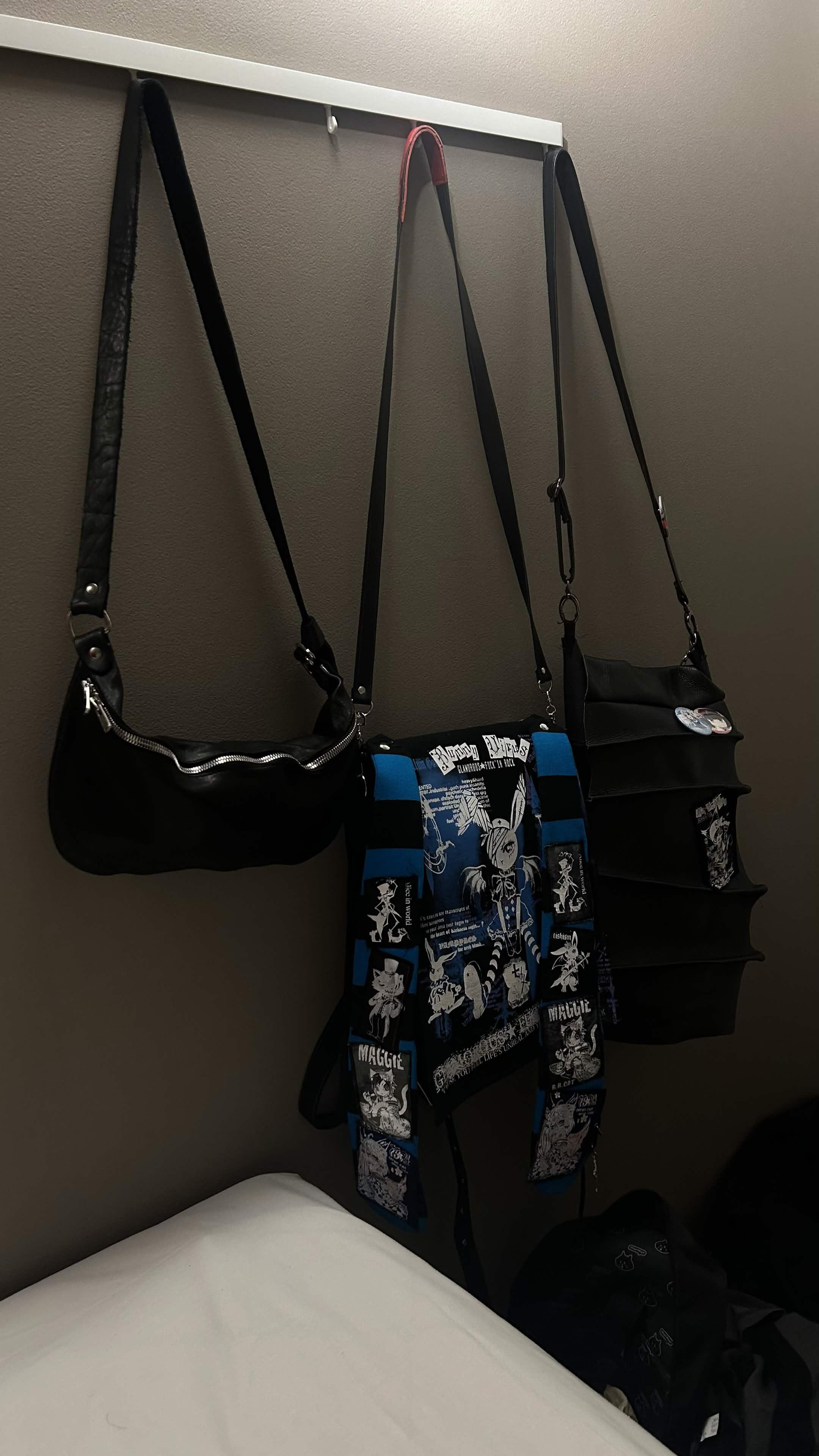 Leather Batwing messanger bag