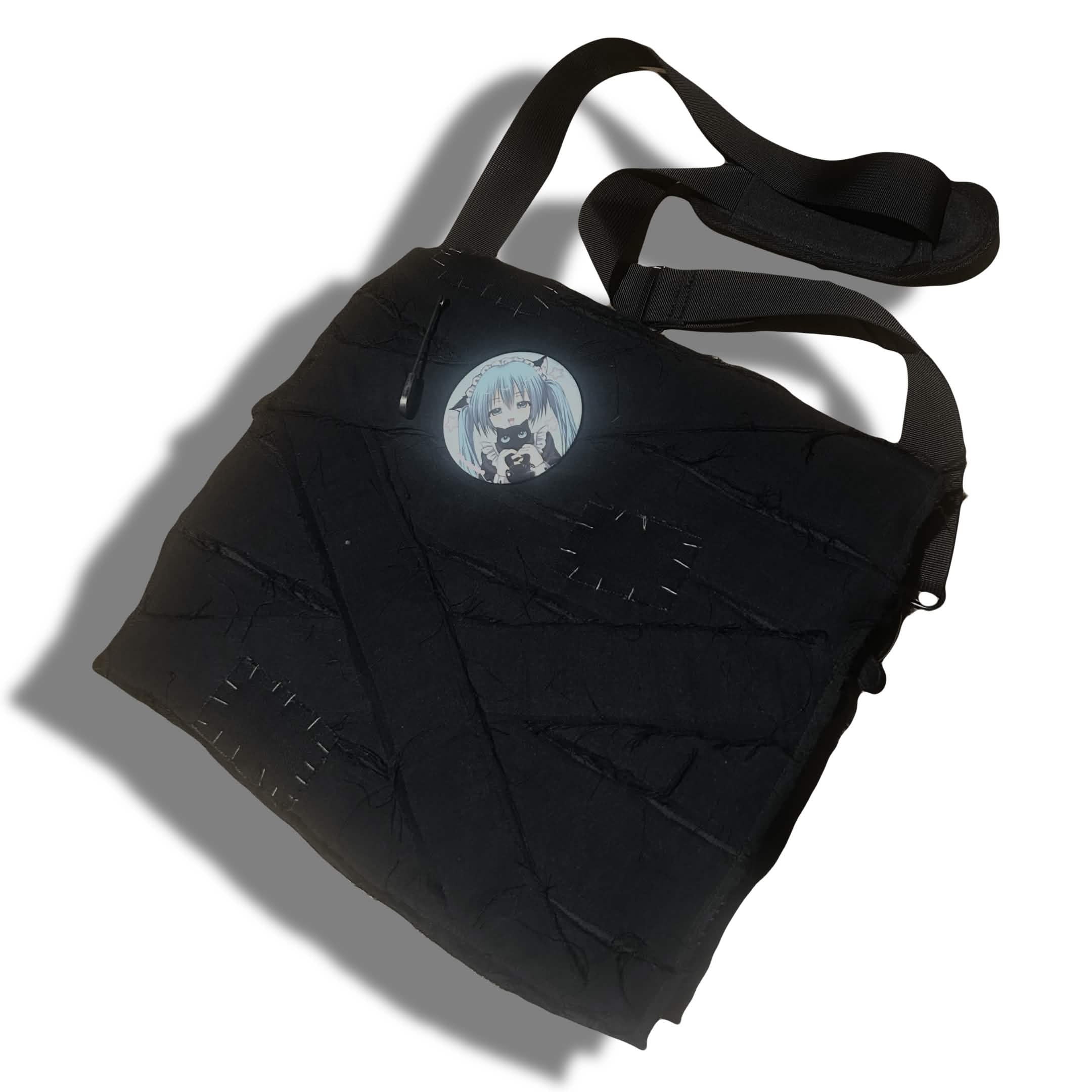 Black scab messanger bag